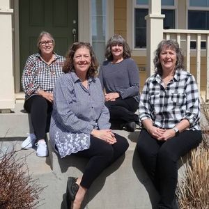 Meet your Posher, Debby